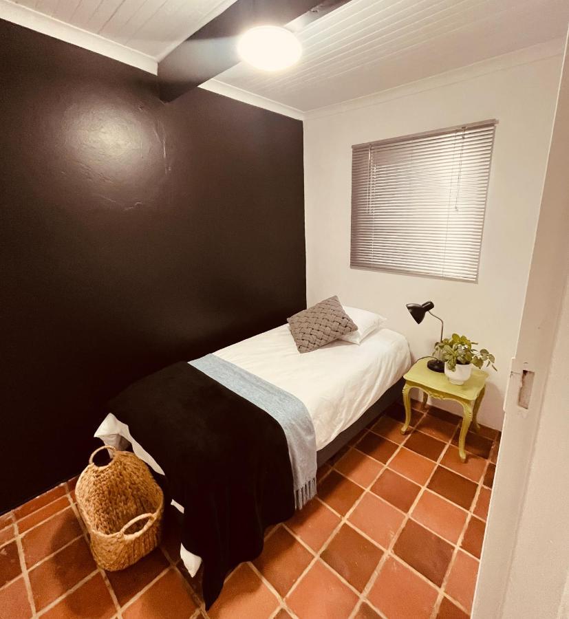 The Hart House Bed & Breakfast Хартбееспоорт Екстериор снимка